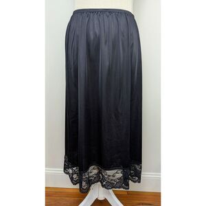 Vassaretta Womens Midi Half Slip Skirt 2XL Black Wide Lace Trim 100% Nylon Silky